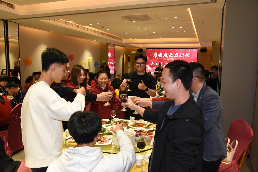 game machine manufacturers