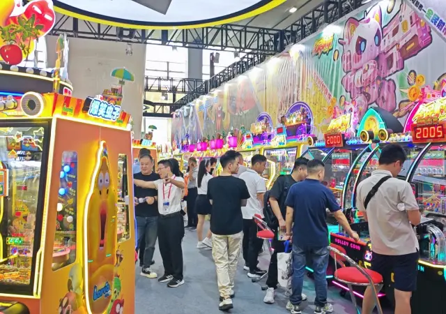 palm-fun exhibition 3