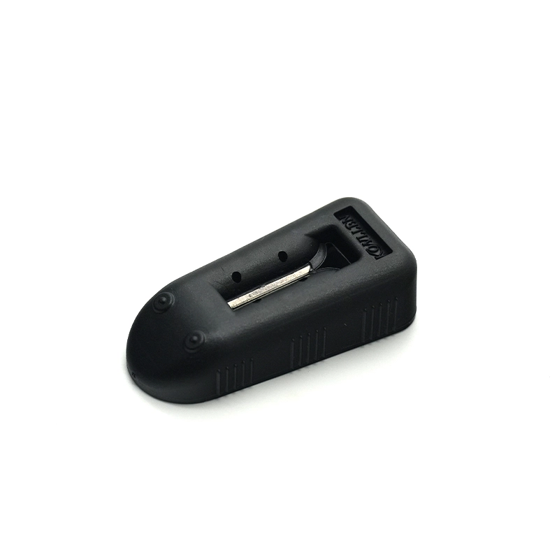 The plastic plug manufactured by Insert molding with stainless steel plate 1 - Bost