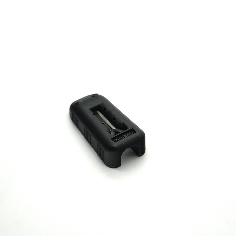 The plastic plug manufactured by Insert molding with stainless steel plate 3 - Bost