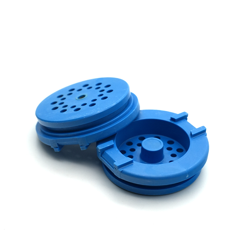 The plug made by insert mold blue nylon 66 with brass nut 6