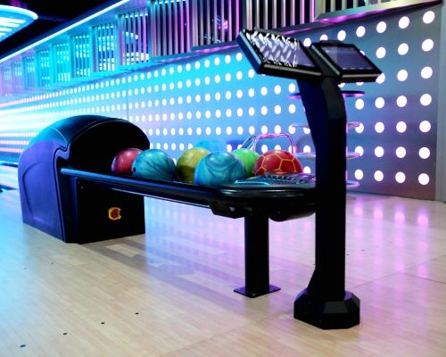 Flying Bowling - Ball return machine