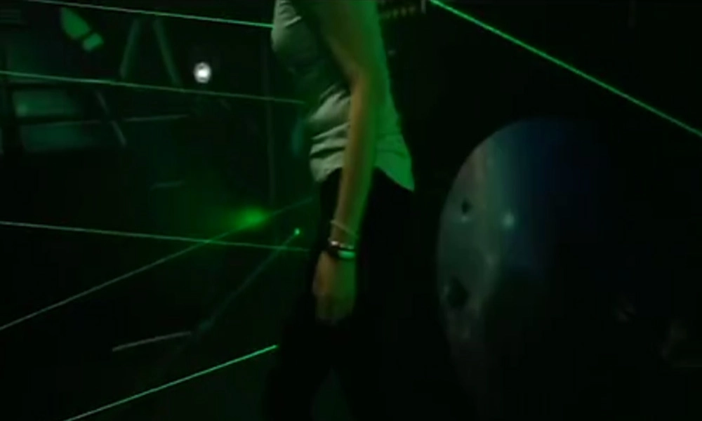 Laser maze