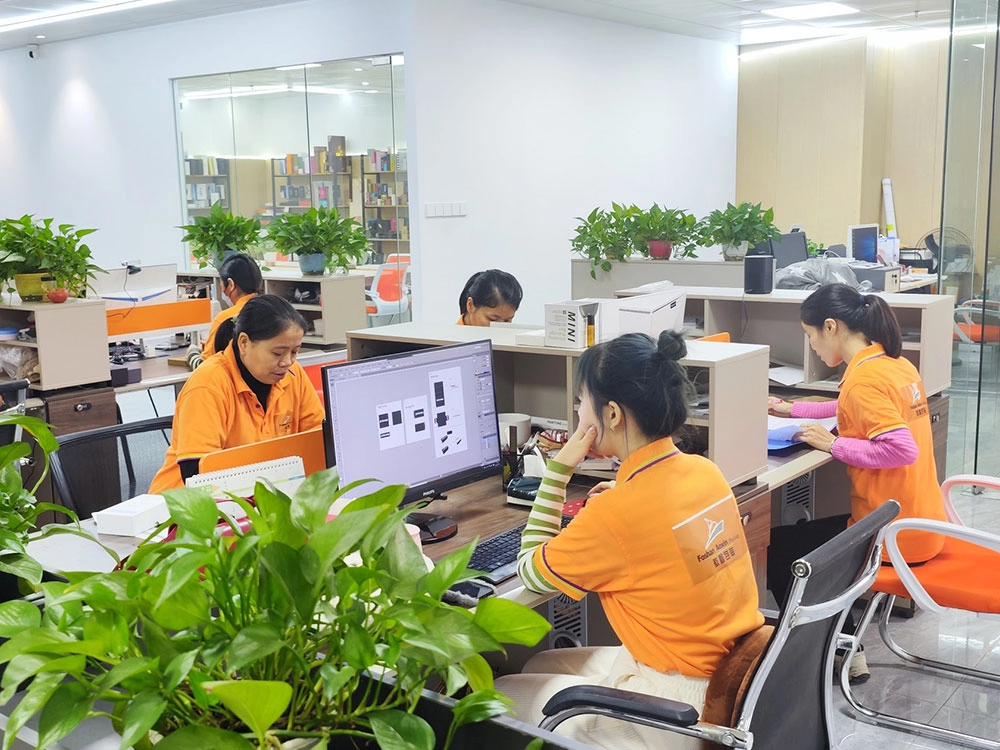 Equipe de design interna - KARUSON