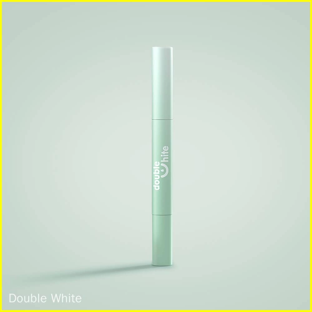 أنبوب أخضر وأبيض من جل تبييض الأسنان Double White.