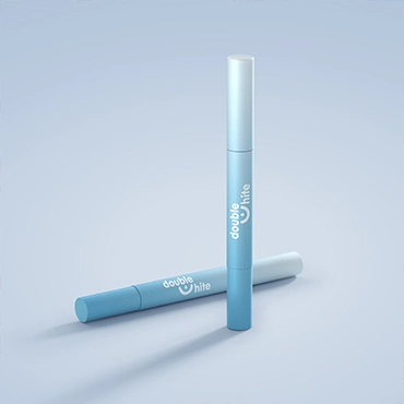 Une image du produit de deux stylos de blanchiment des dents Double White.