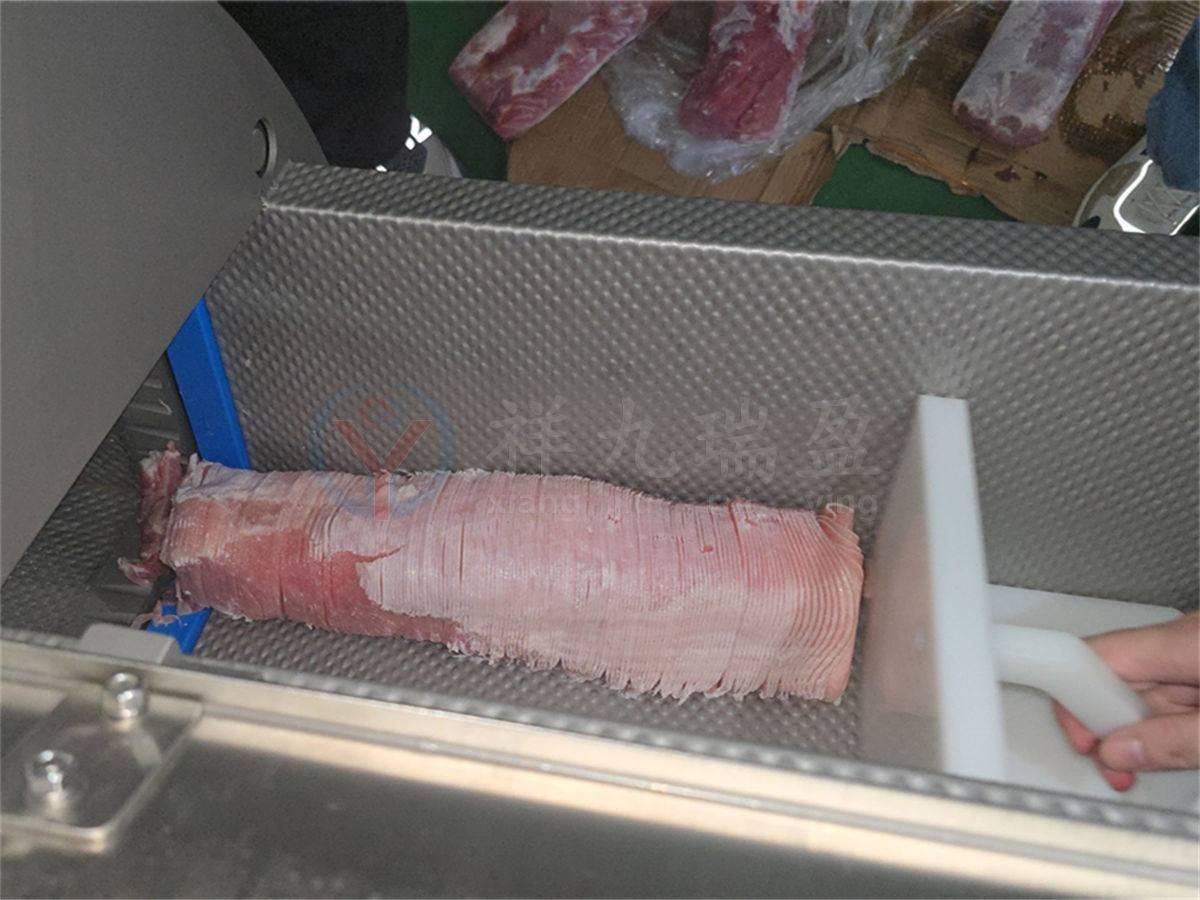 里脊肉切2mm片 里脊肉切2mm片
