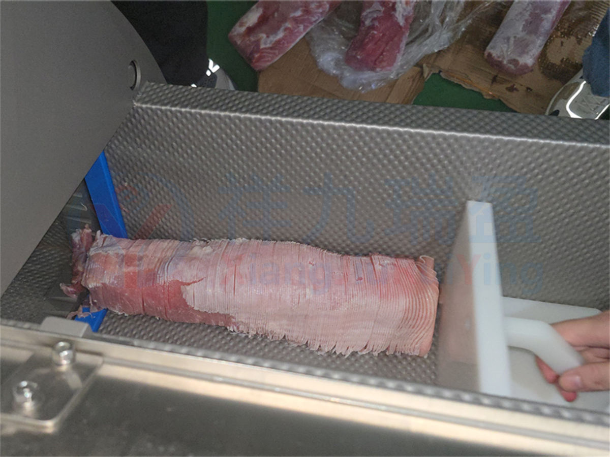 里脊肉切2mm片 里脊肉切2mm片