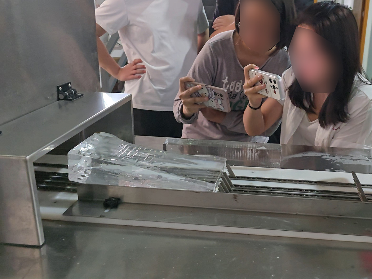 切冰机测试现场 - 祥九瑞盈