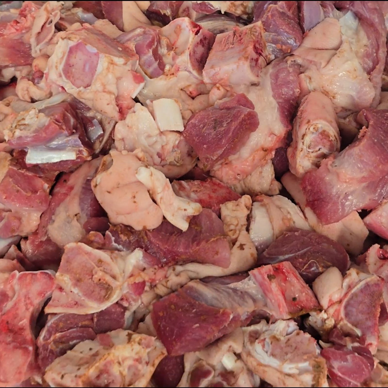 鲜猪脚分切效果 - 祥九瑞盈