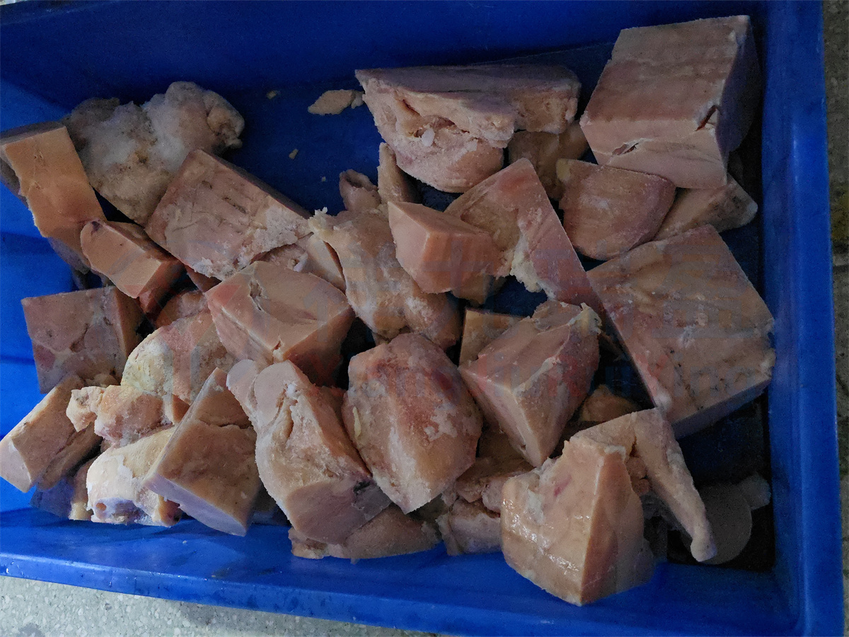 鸡胸肉切块机 (4) 鸡胸肉切块机 (4)