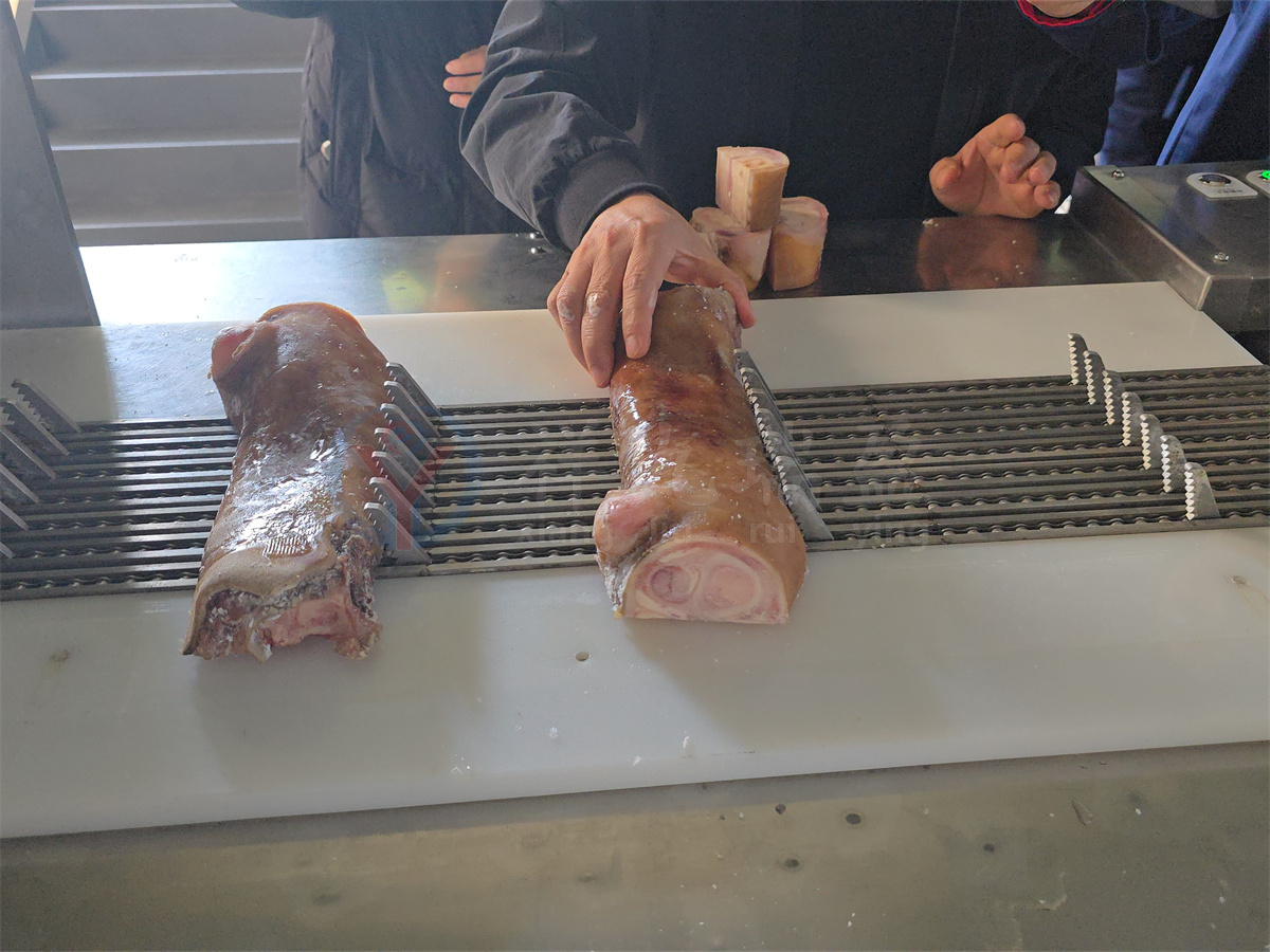 牛蹄多段鋸鋸骨機(jī) 牛蹄多段鋸鋸骨機(jī)