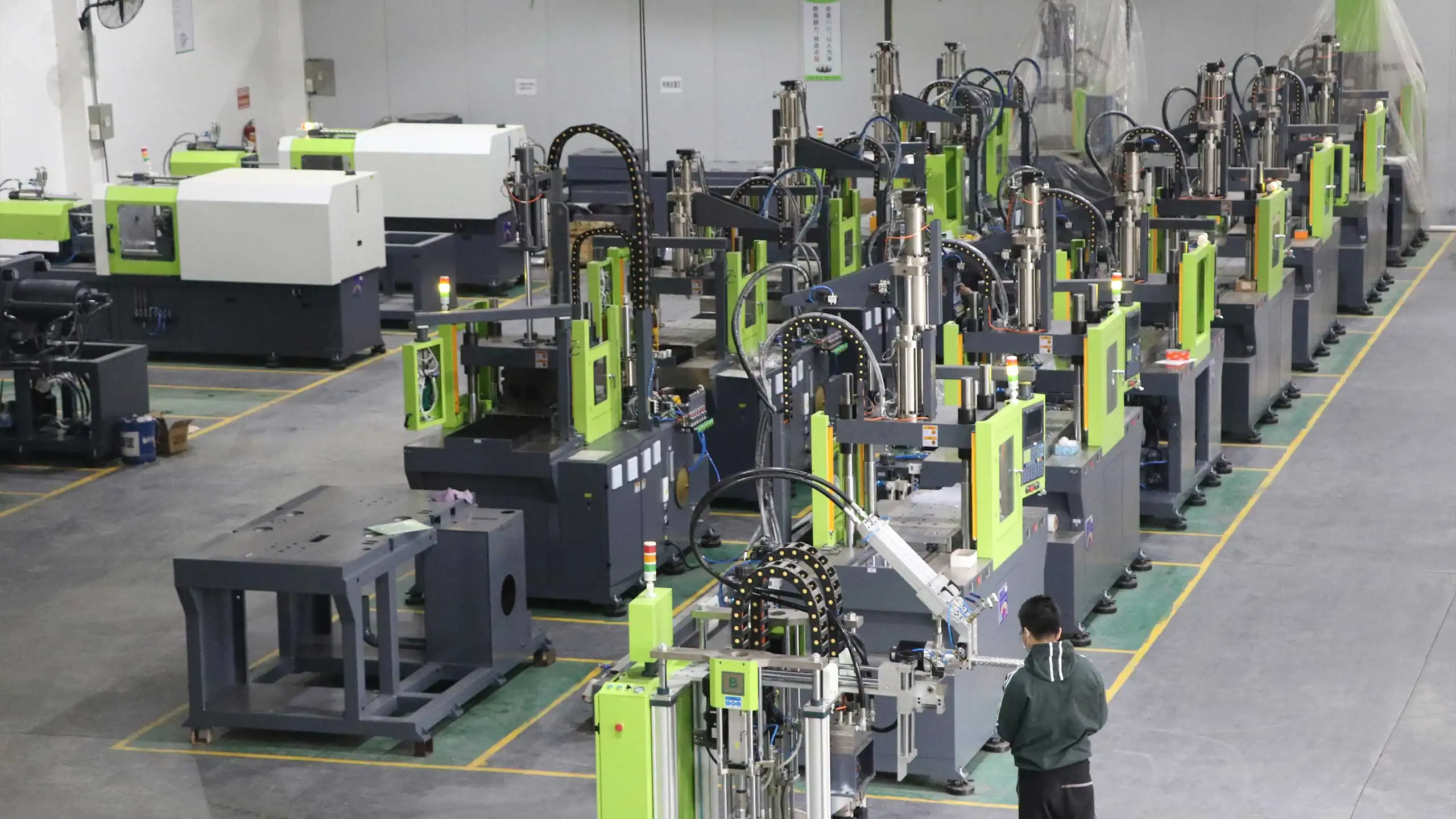 LSR injection molding machines assembled and tested inside TYM manufacturing base - TYM