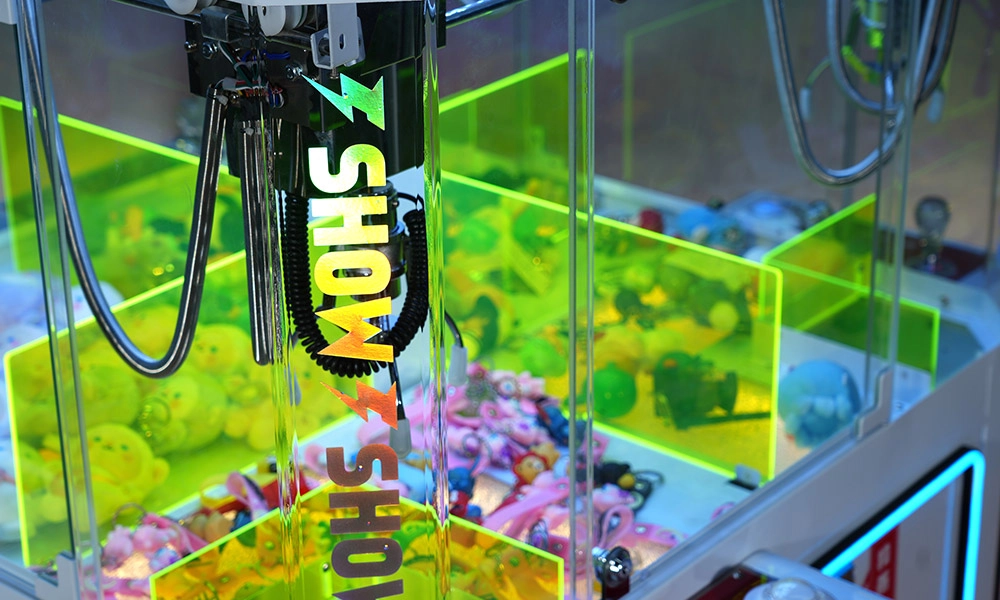 Mall Entertainment Equipment Amusement Sale Plush Claw Machine Game (4) - VRN0.1
