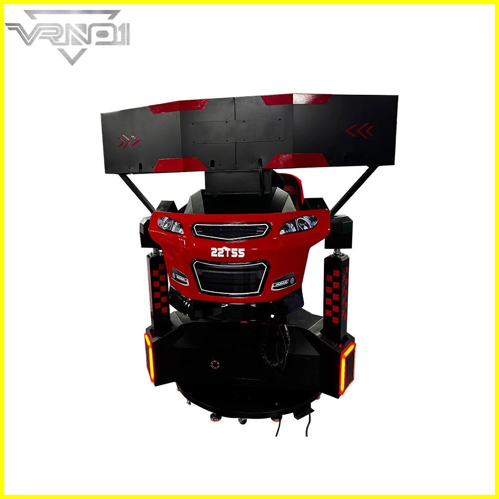 Simulador de carreras de tres pantallas - VRN0.1 Aquí hay una descripción de texto alternativo para la imagen: "Simulador de coche de carreras rojo con una gran pantalla en la parte superior, montado sobre una plataforma giratoria". - VRN0.1