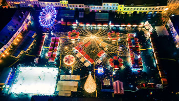 City-Color-&-Theme-Parks1 - LQE