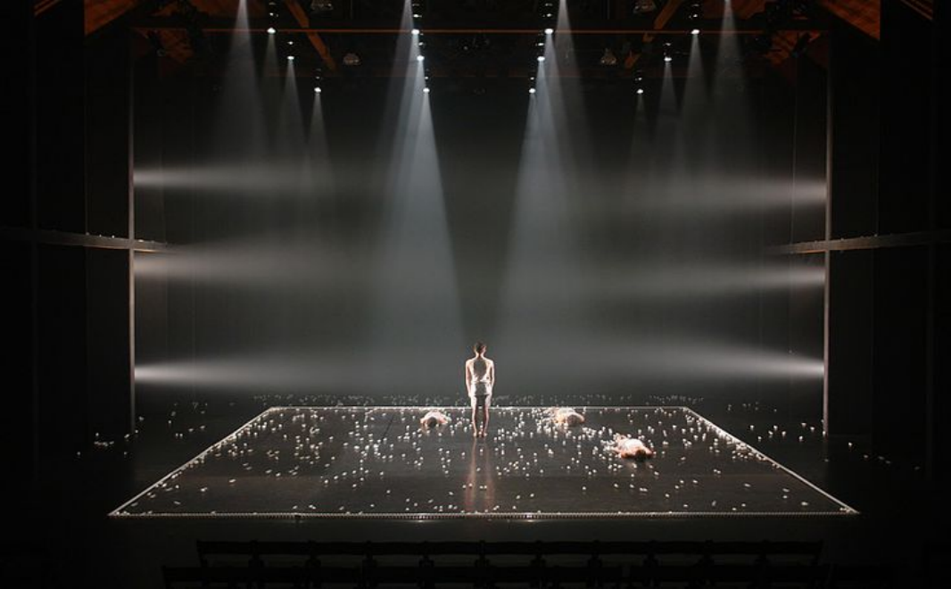stage stage