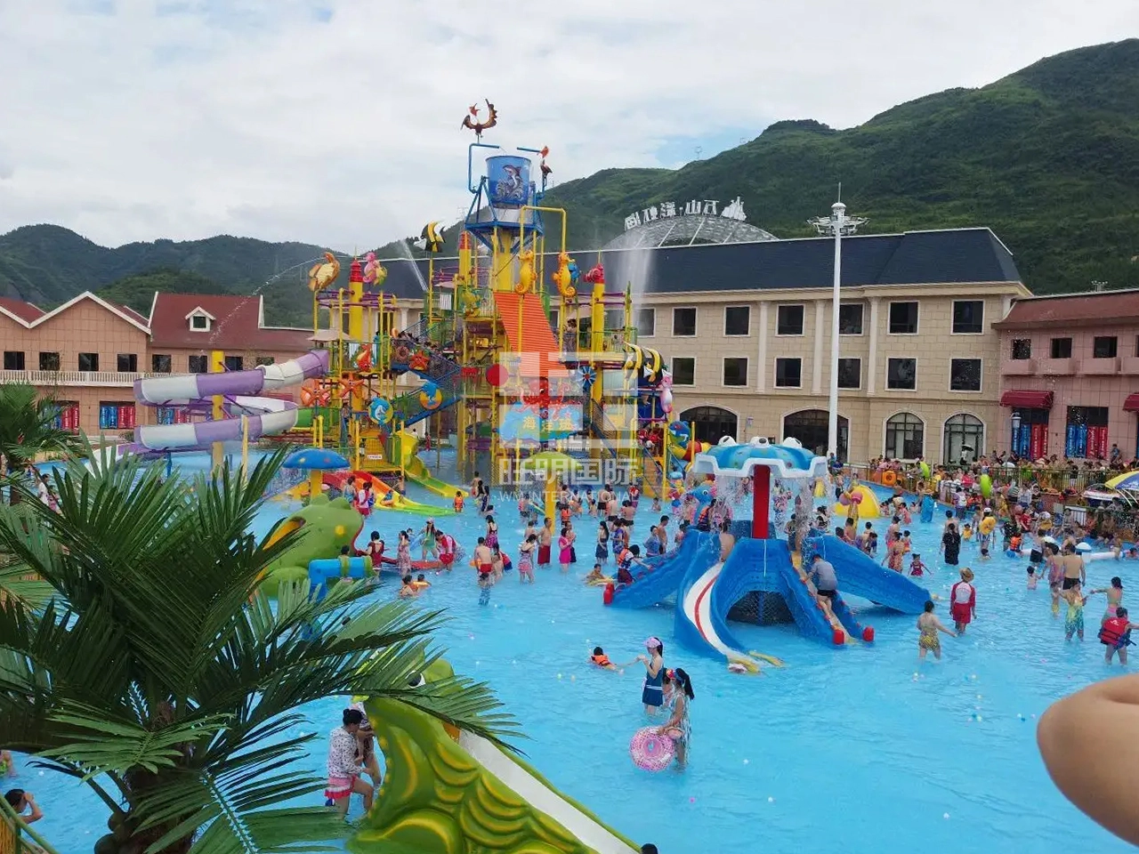 Gui-zhou-Tong-ren-Wan-shan-Rainbow-Sea-Paradise - WM INTERNATIONAL Gui zhou Tong ren Wan shan Rainbow Sea Paradise - WM INTERNATIONAL