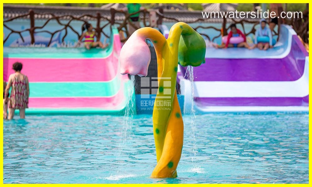 Water Spraying Flower Bud - WangMing