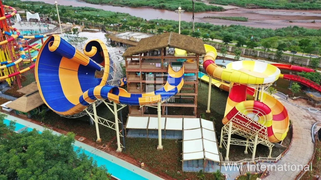Abyss & Flying Carpet Slide - WM International
