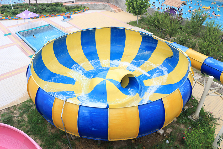 water park design and builder - WM INTERNATIONAL