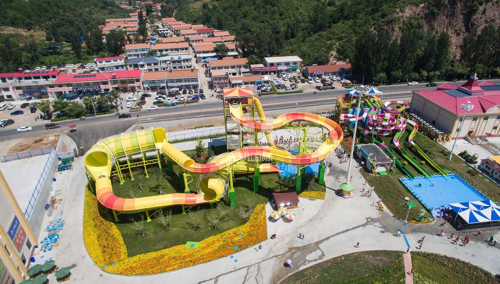 Anaconda-Slide - WM INTERNATIONAL Anaconda Slide - WM INTERNATIONAL
