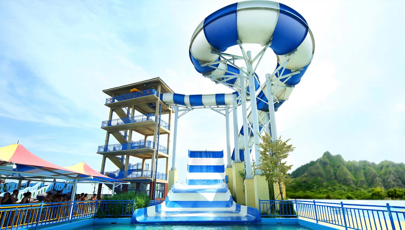 Boomerango Slide-3 - WM INTERNATIONAL