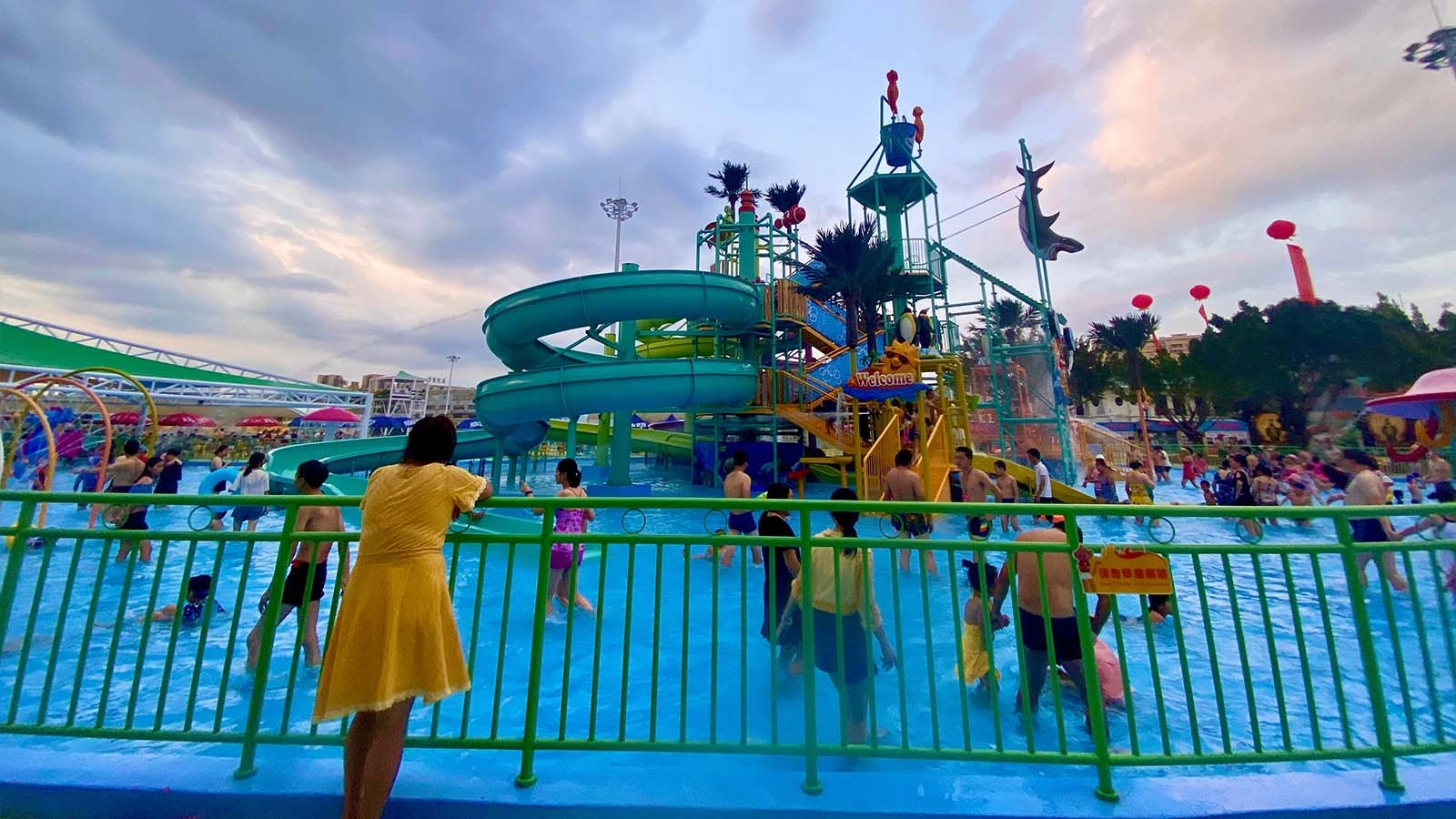 Fujian Quanzhou Treasure Island Water Park - WangMing