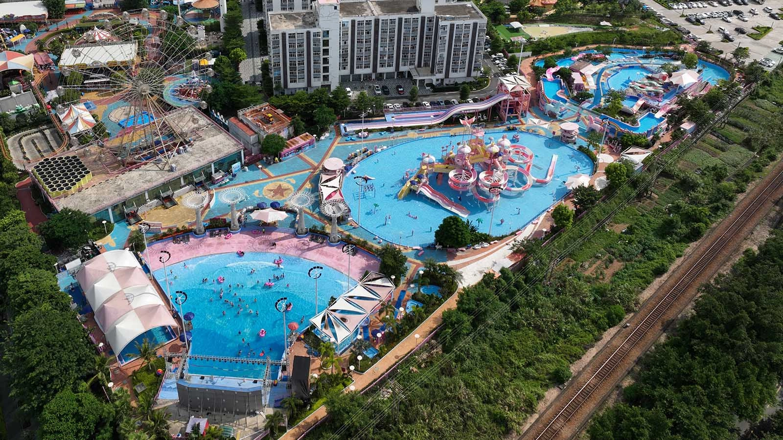 Shenzhen Guangdong the Cloud Dream Water Park - WangMing