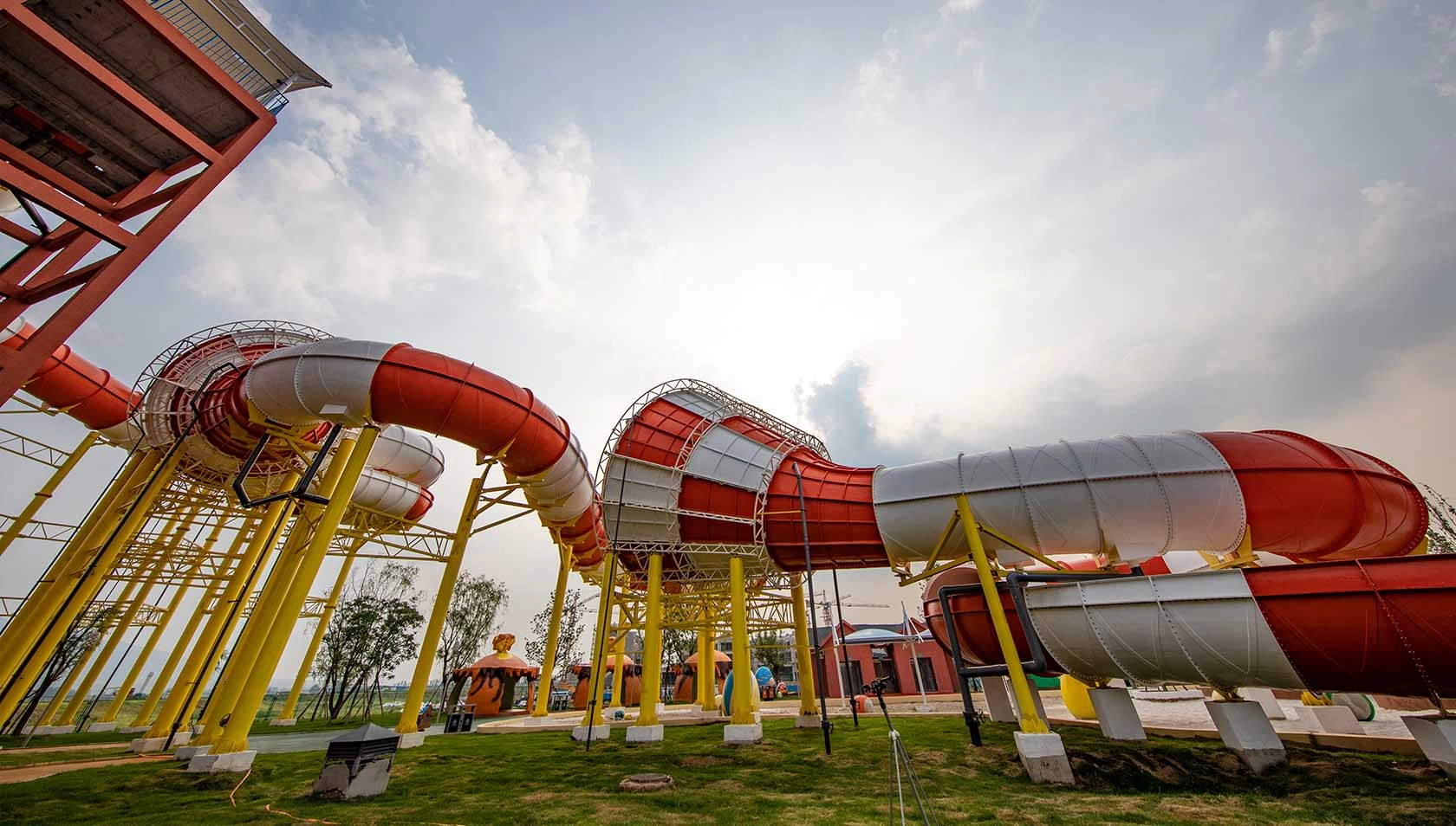 Storm Valley Slide-1 - WM INTERNATIONAL
