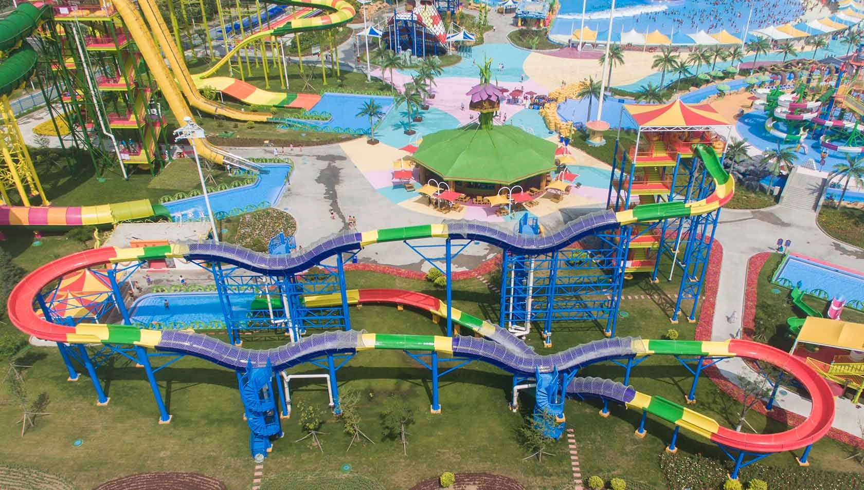 Water Roller Coaster Slide - WM INTERNATIONAL