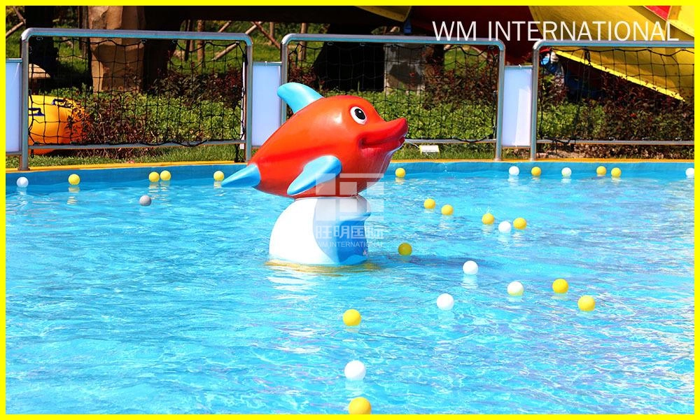 Water Spraying Flying Fish - WangMing