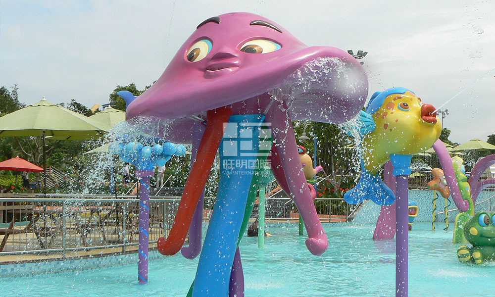 Water Spraying Jellyfish Water Spraying Jellyfish