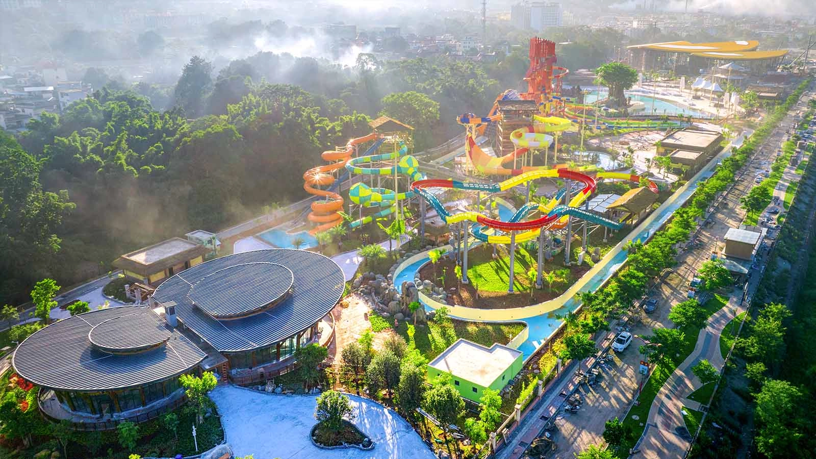 Yunnan Yuxi Huayao Dai Kaiyuan Senbo Holiday Park-4 - WangMing