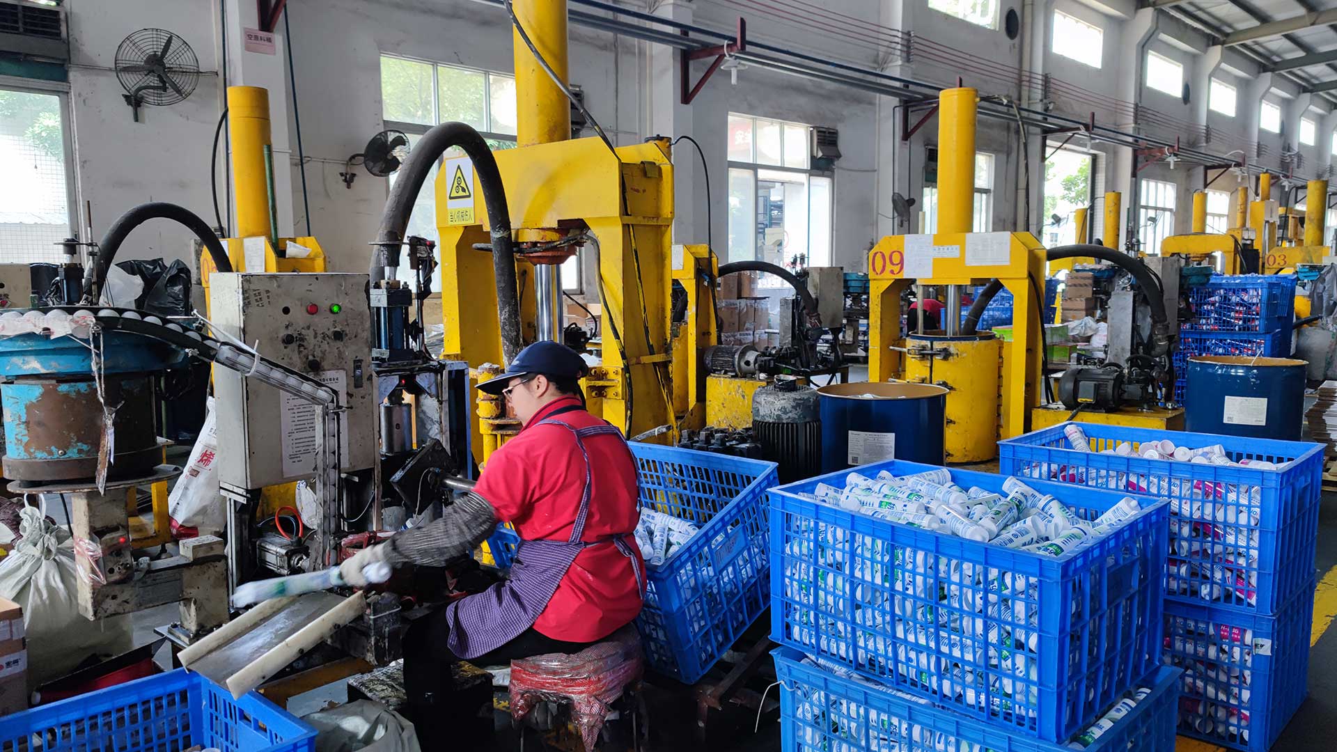 Built-On-Advanced-Facilities,-Driven-By-Continuous-Innovation1