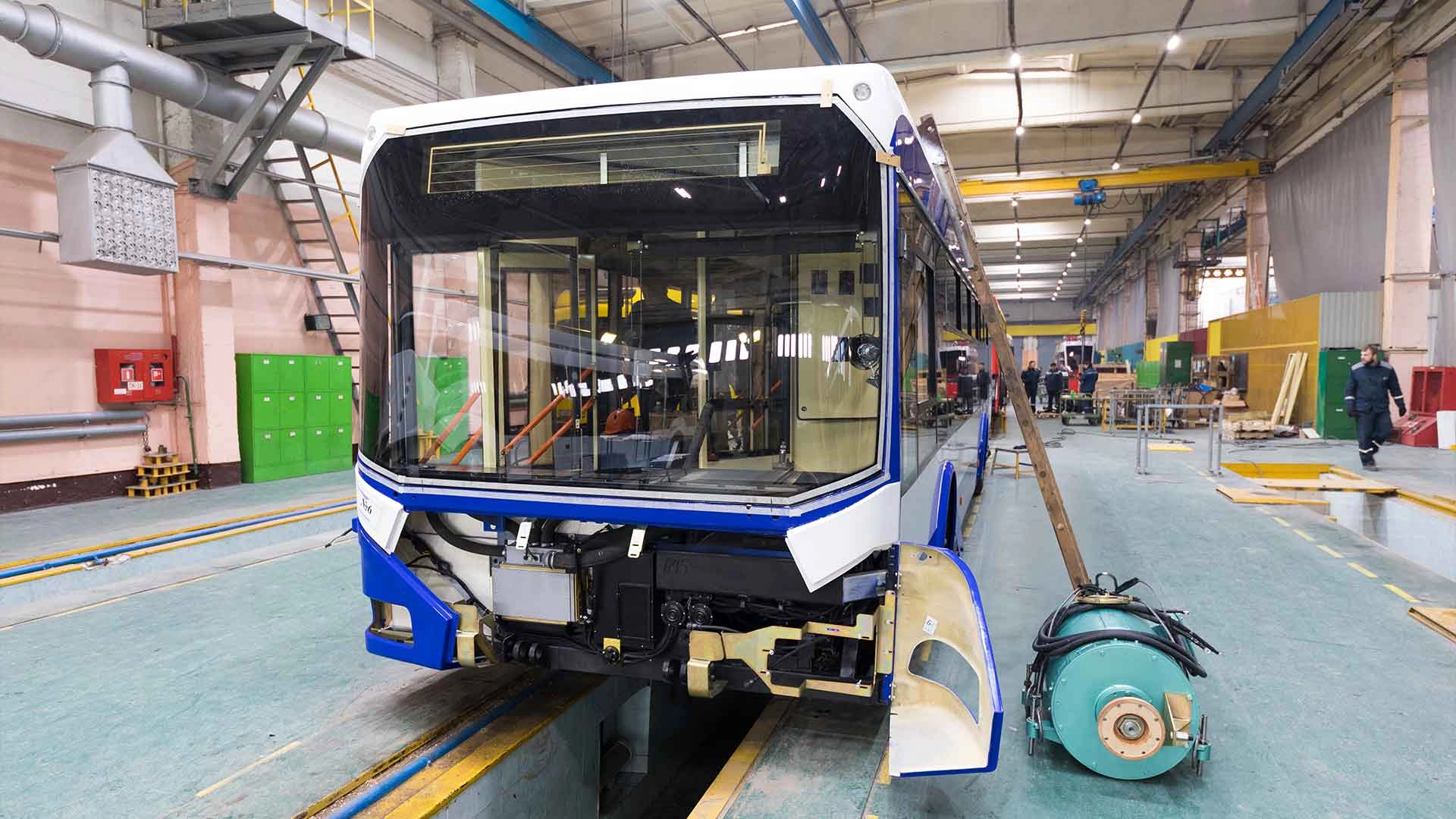 Bus-and-truck-windshield-installation - KINGDELI