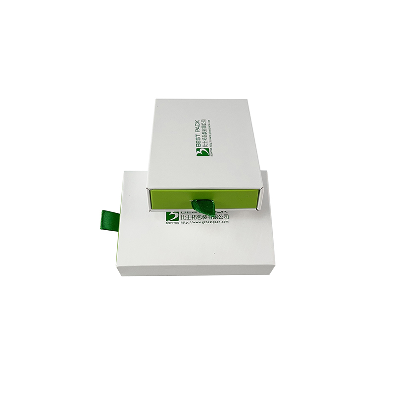 Luxury Pre Roll Packaging Boxes -Child-resistant with paper tray