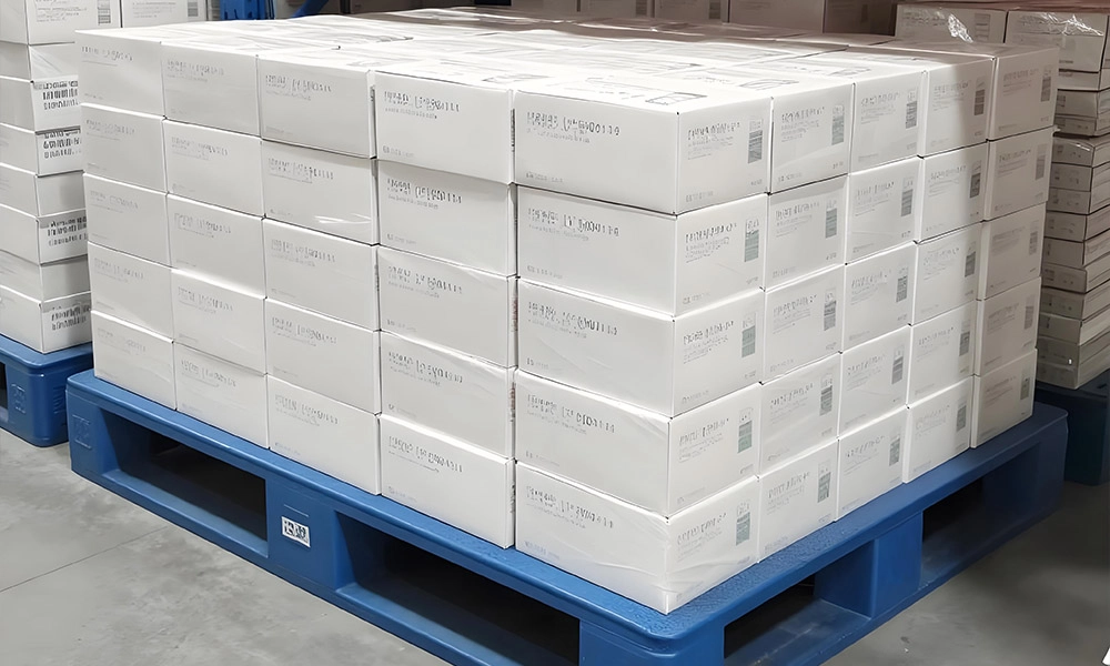 Medicines on plastic pallet2 - Weihong