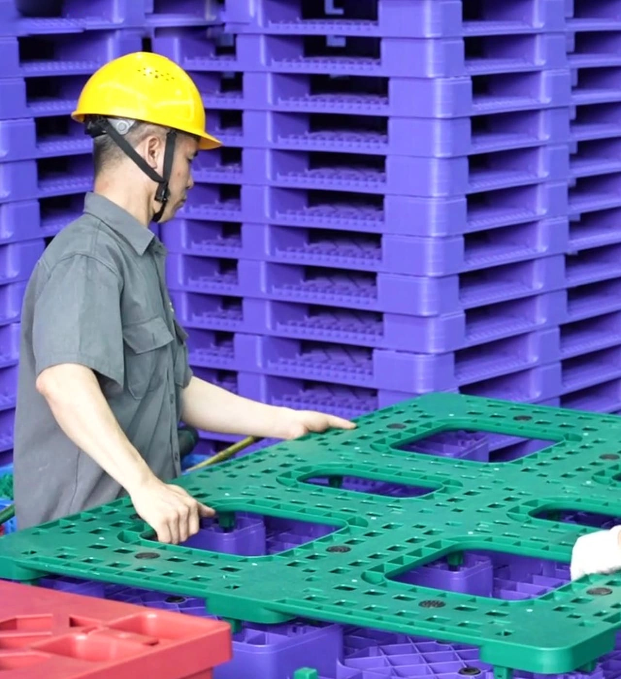 Plastic Pallet_about - Weihong