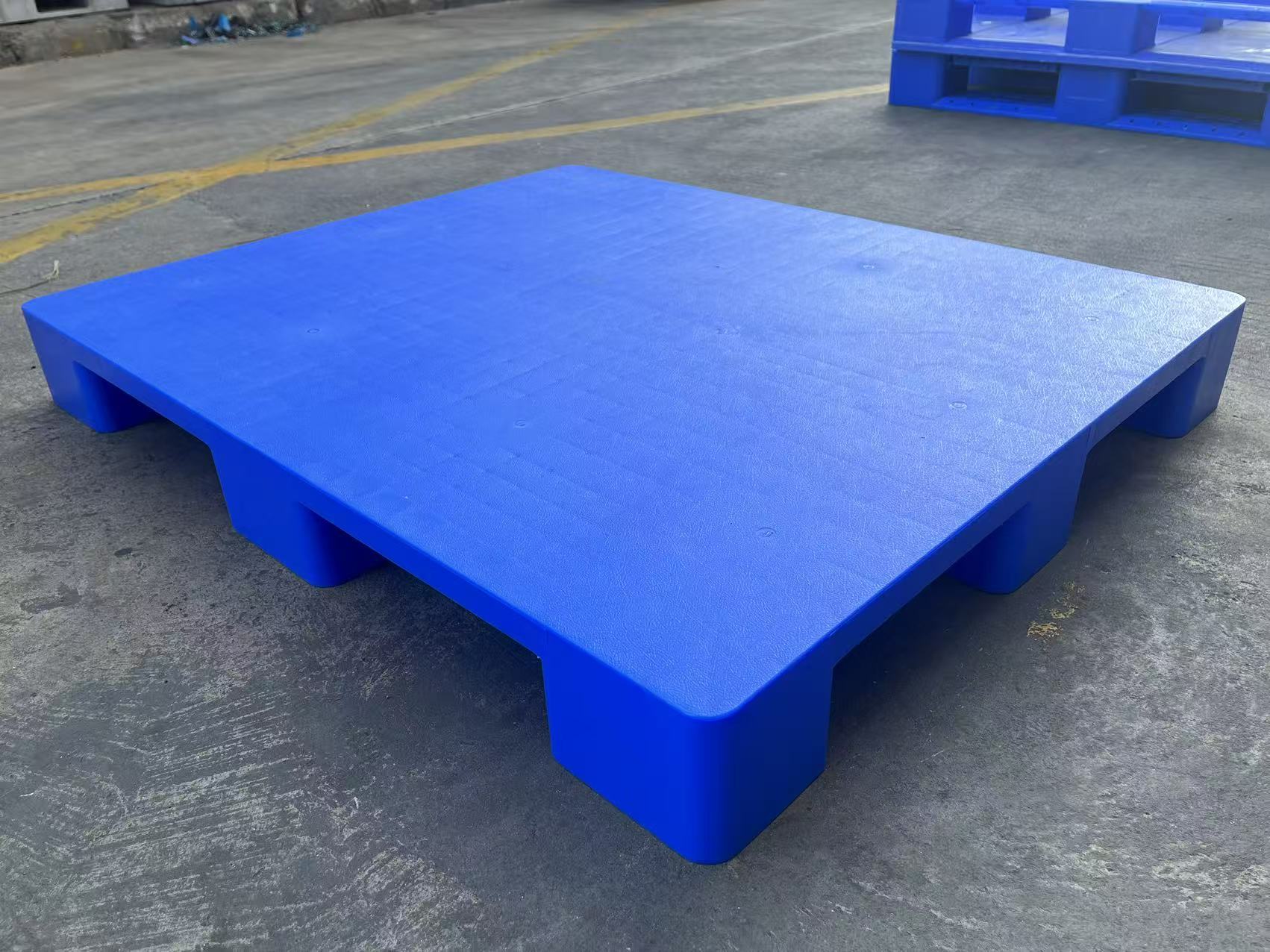 plastic plastic