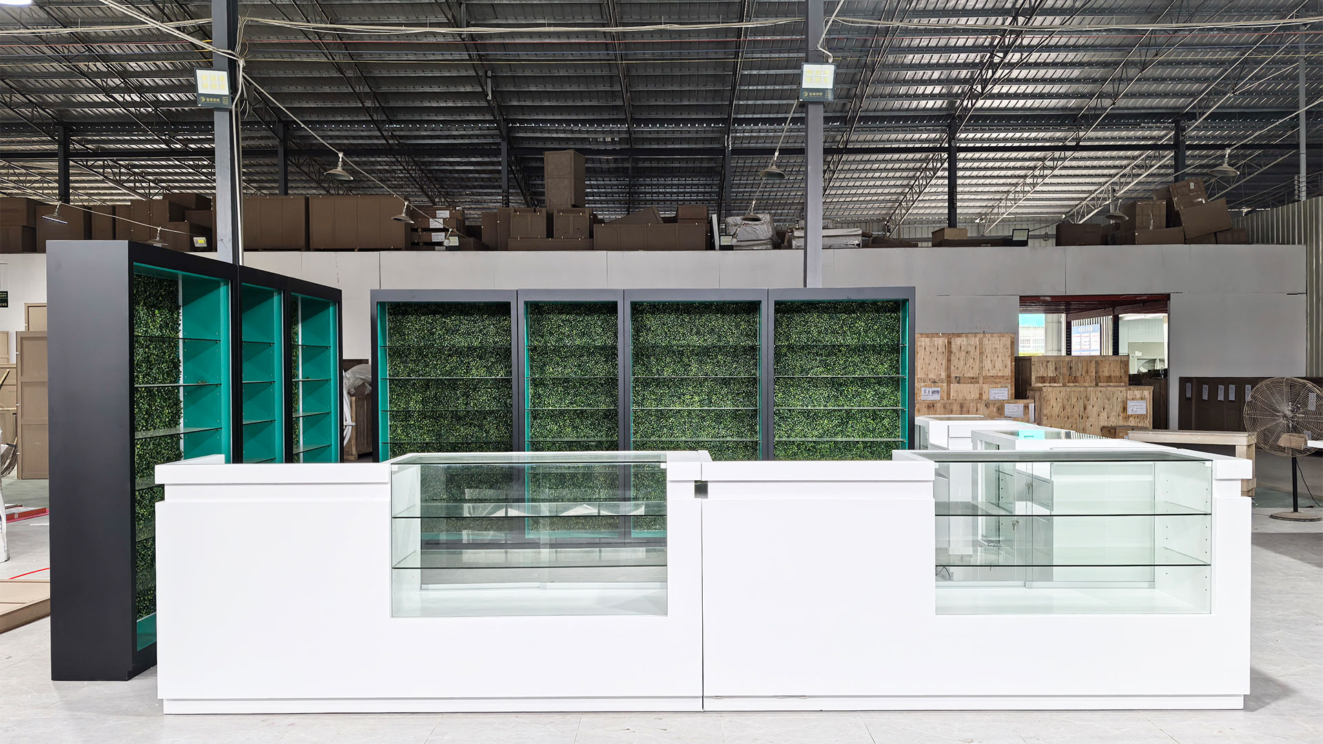 Dispensary-cannabis-display-cases1