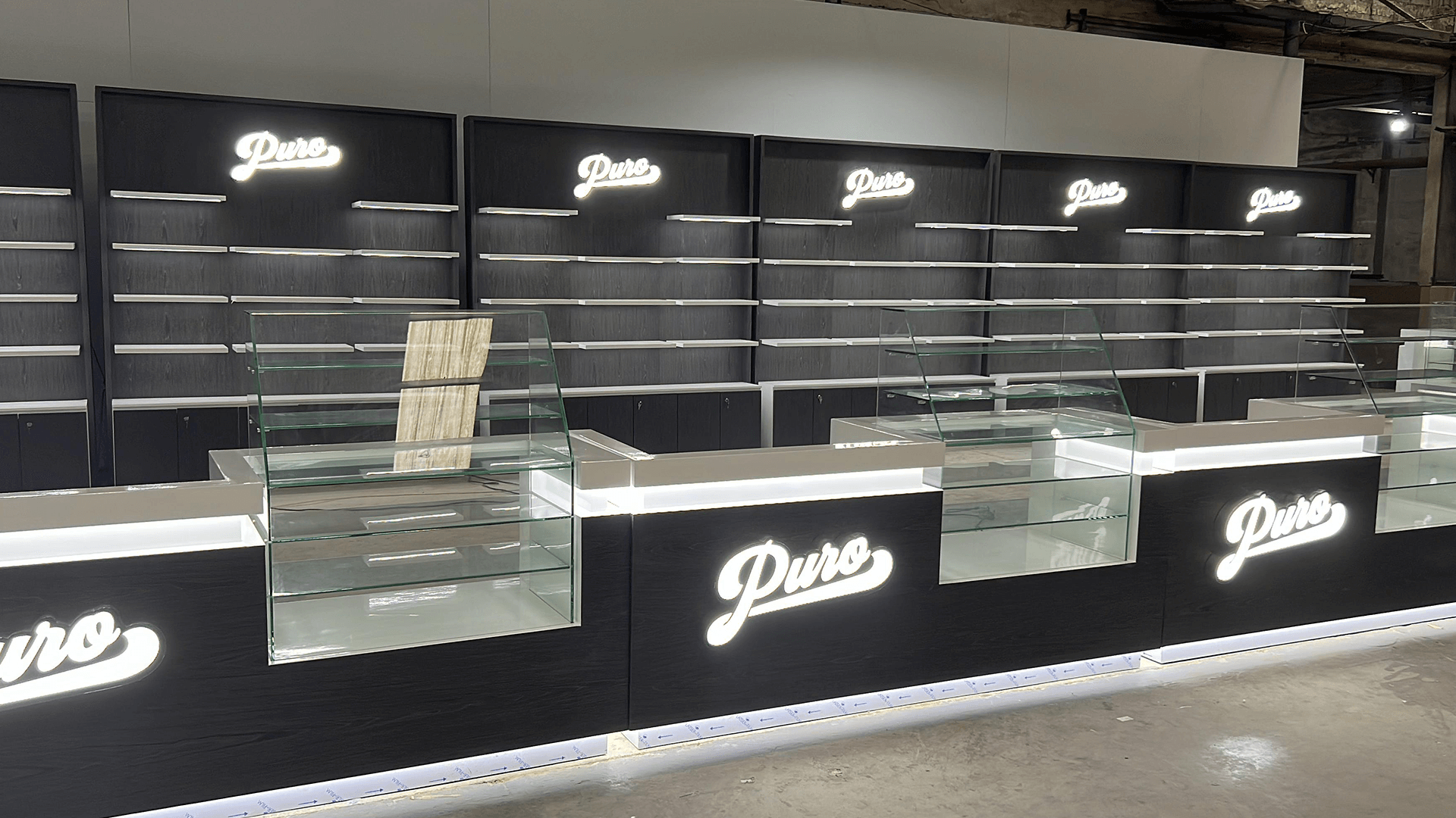 Ouyee Dispensary cannabis dispensary displays (9)