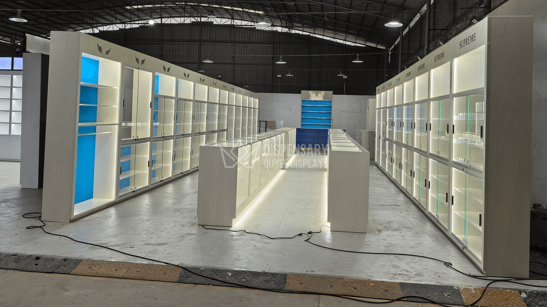 Smoke Shop Showcases cannabis display cases vape display fixtures (2) Smoke Shop Showcases cannabis display cases vape display fixtures (2)