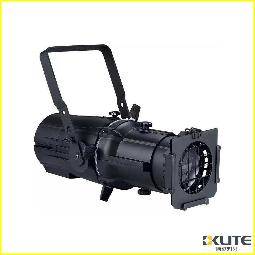 Светодиодный профильный светильник мощностью 150 Вт