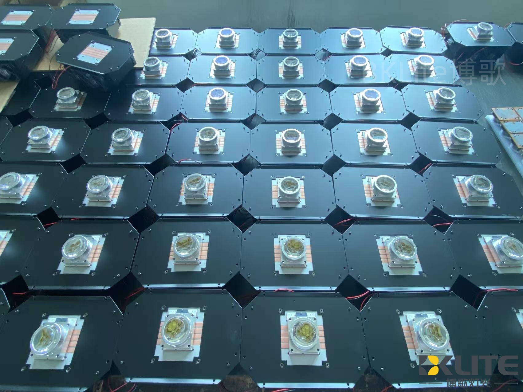 Luz de cabeza móvil de haz de 400 W 6 Luz de cabeza móvil de haz de 400 W 6