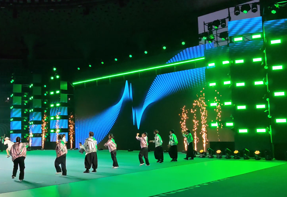 7x40w bee eye moving head light stage effect