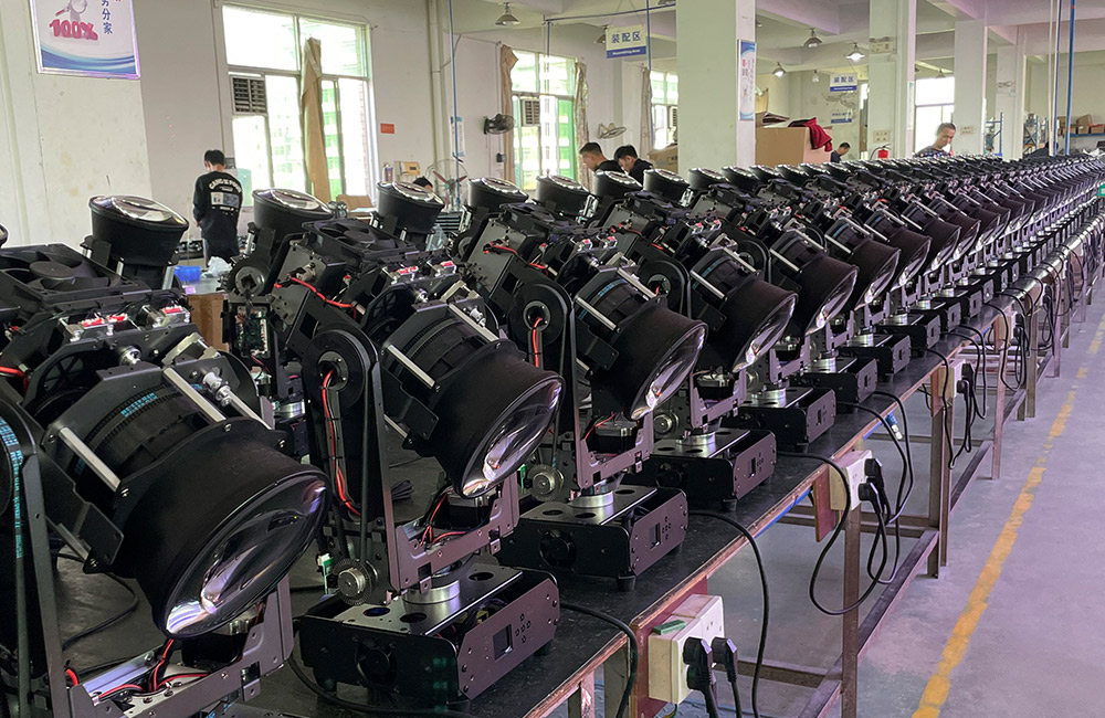 Индивидуальное светодиодное освещение сцены2