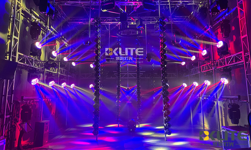 IP20 Bee Eye Zoom 7x60w 4in1 LED Moving Head Light.2 IP20 Bee Eye Zoom 7x60w 4in1 LED Moving Head Light.2