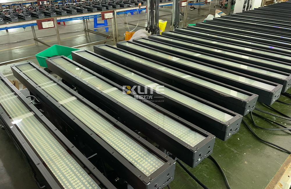 IP66 LED strobe bar light with electric frost.3