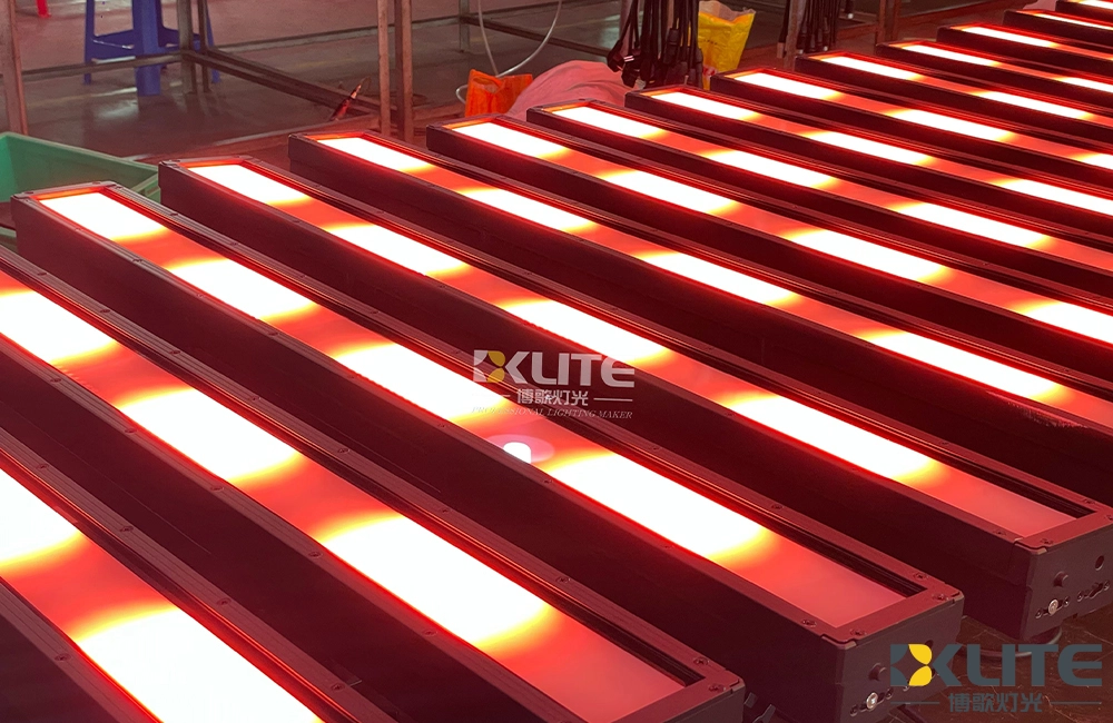 IP66-LED-strobe-bar-light-with-electric-frost.4 IP66 LED strobe bar light with electric frost.4